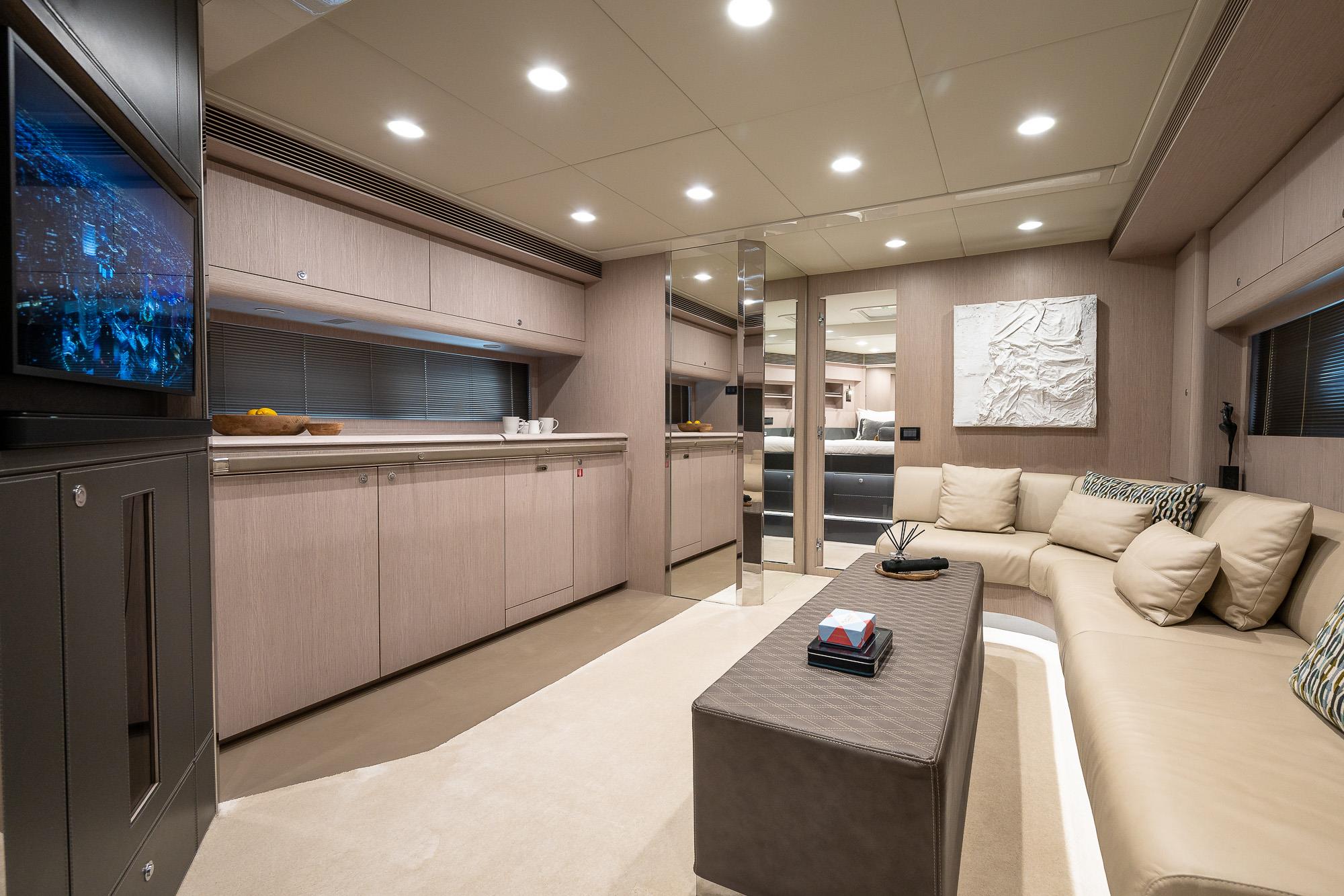 2013 RIVA 63' VIRTUS 